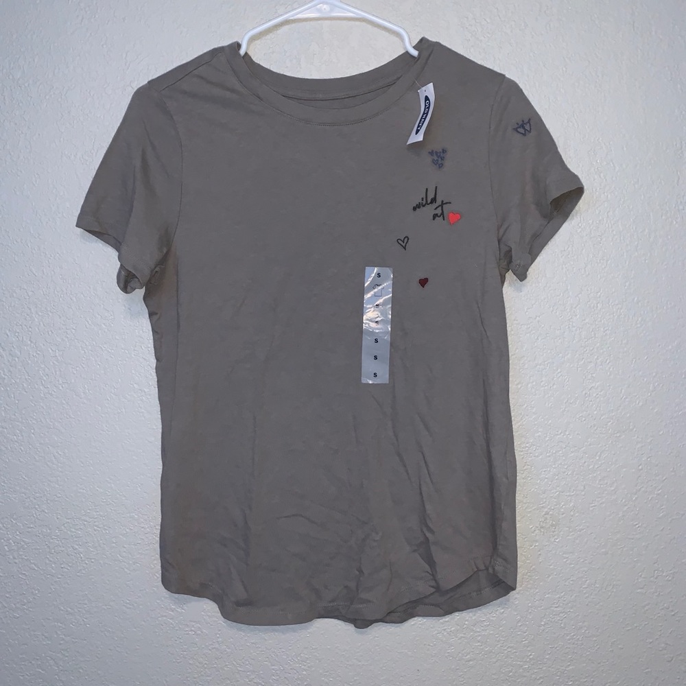 Old navy tee